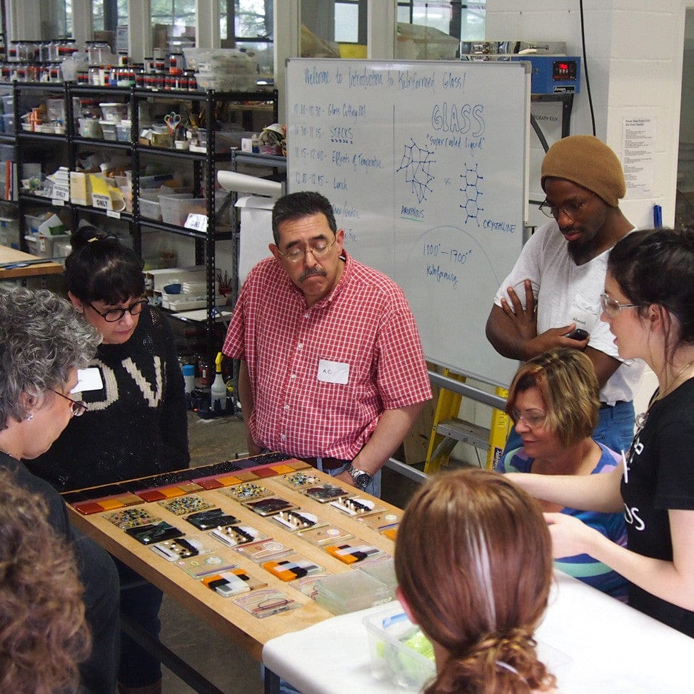 GLASSROOM Glass Class Intro to Kilnformed Glass Part 1 - Guided Workshop (1-day)