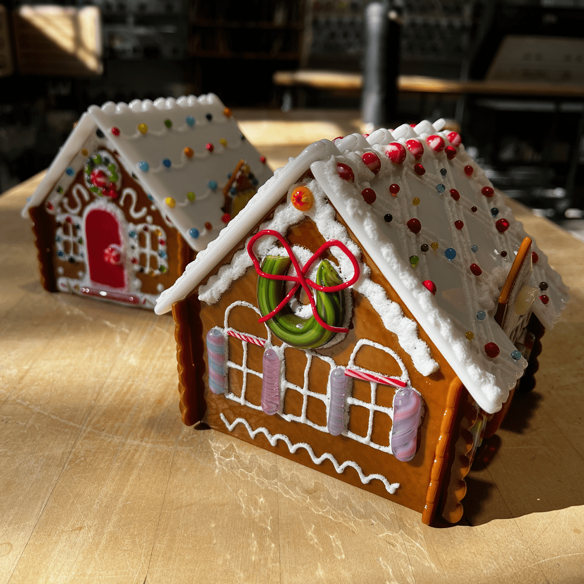 GLASSROOM Glass Class Standing Gingerbread House - Guided Workshop (2-day)