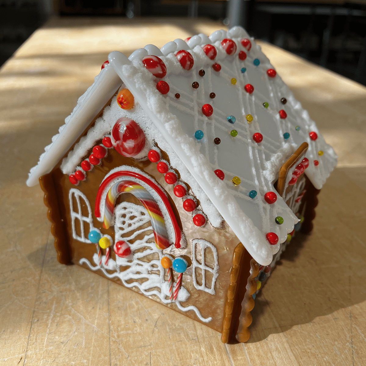 GLASSROOM Glass Class Standing Gingerbread House - Guided Workshop (2-day)