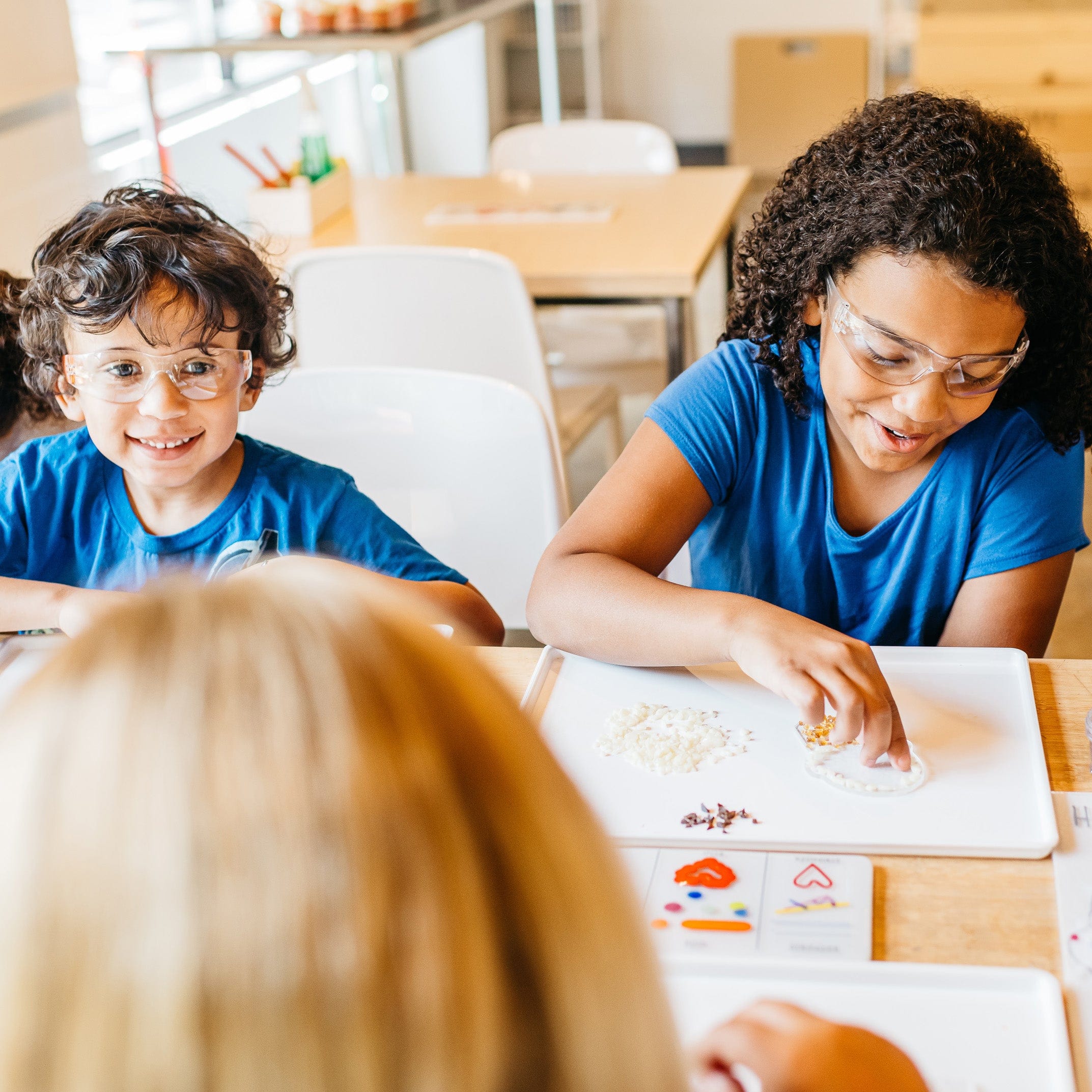 GLASSROOM Glass Class Group Glass Events!