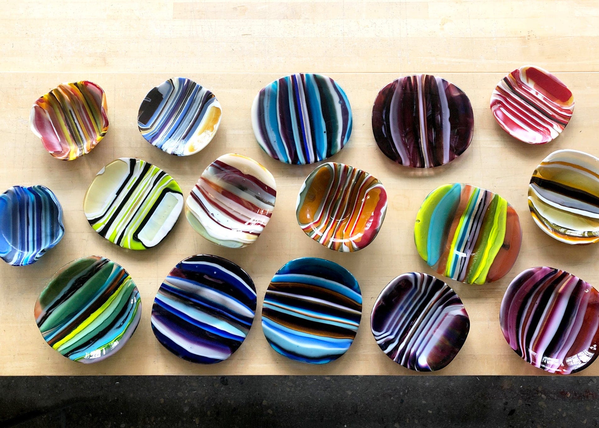 GLASSROOM Glass Class Ebb + Flow Bowls - Guided Workshop (1-day)