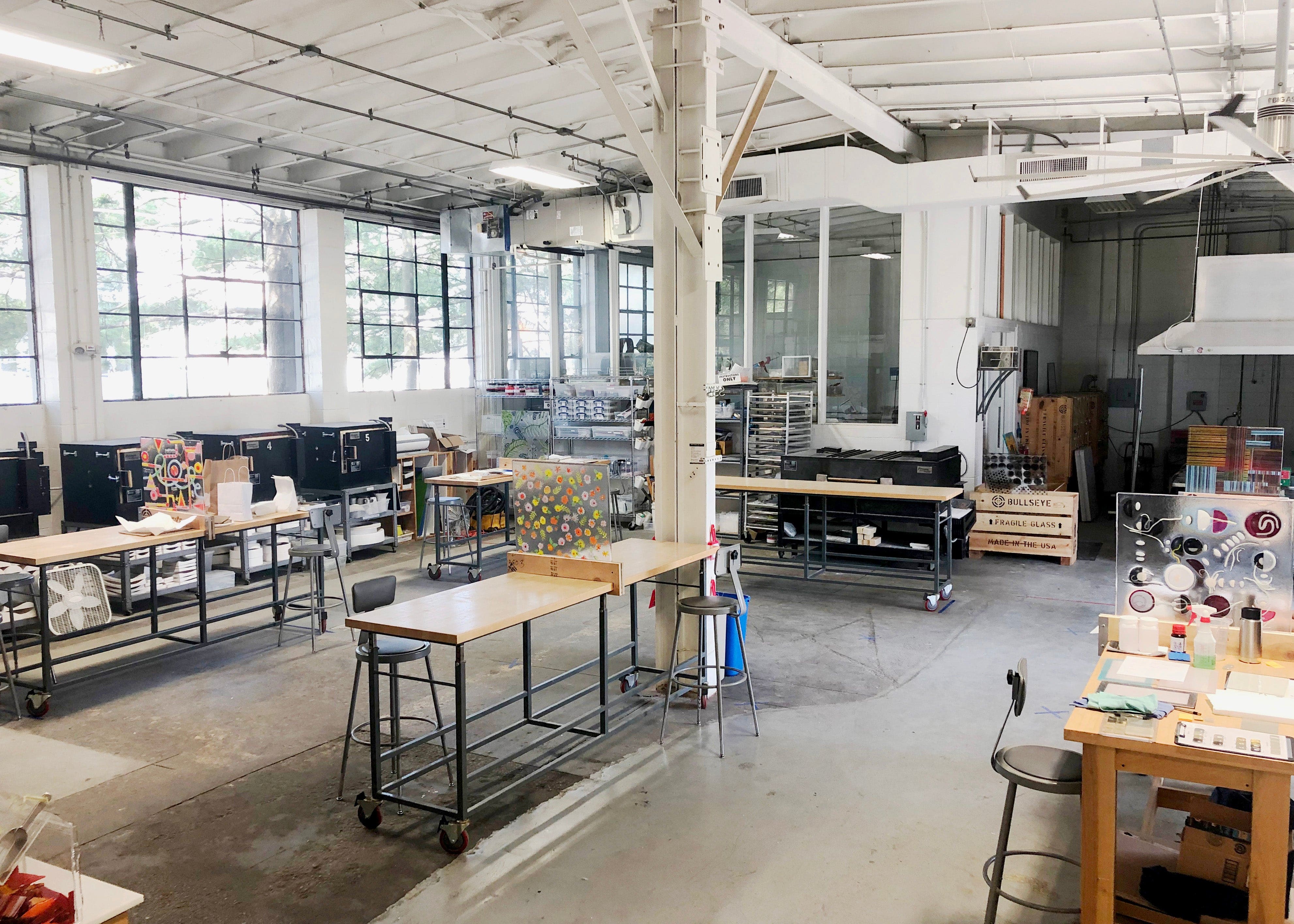 GLASSROOM Glass Class Pâte De Verre: Bowl - Guided Workshop (1-day)