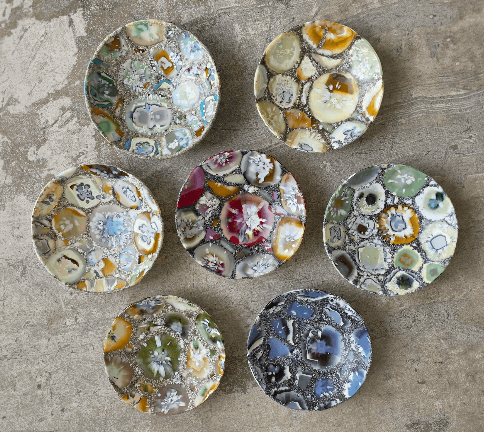 GLASSROOM Glass Class Agate Stone Inspired 11" Bowl - Guided Workshop (2-day)