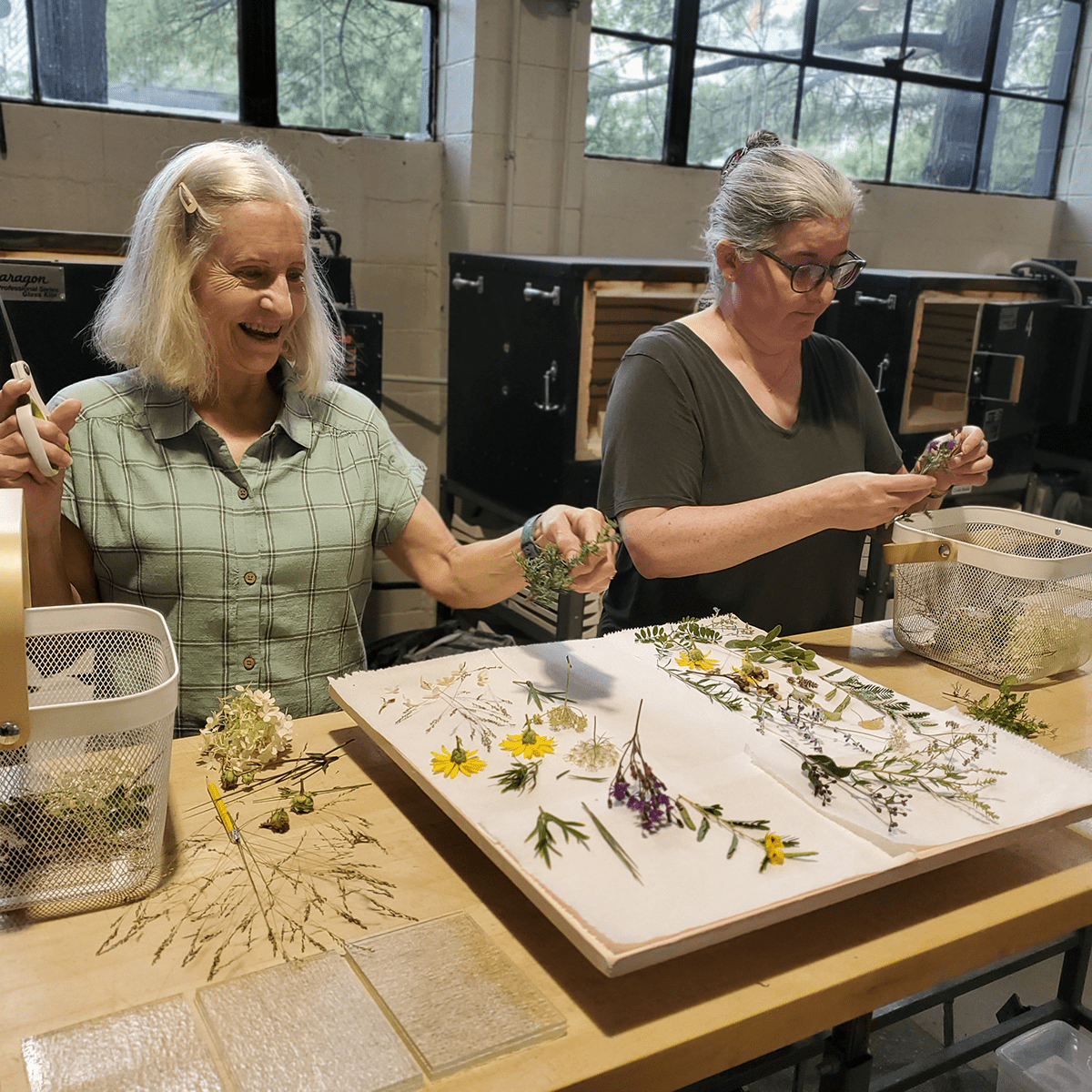 GLASSROOM Glass Class Cyanotype Inspired: Floral Blocks - Guided Workshop