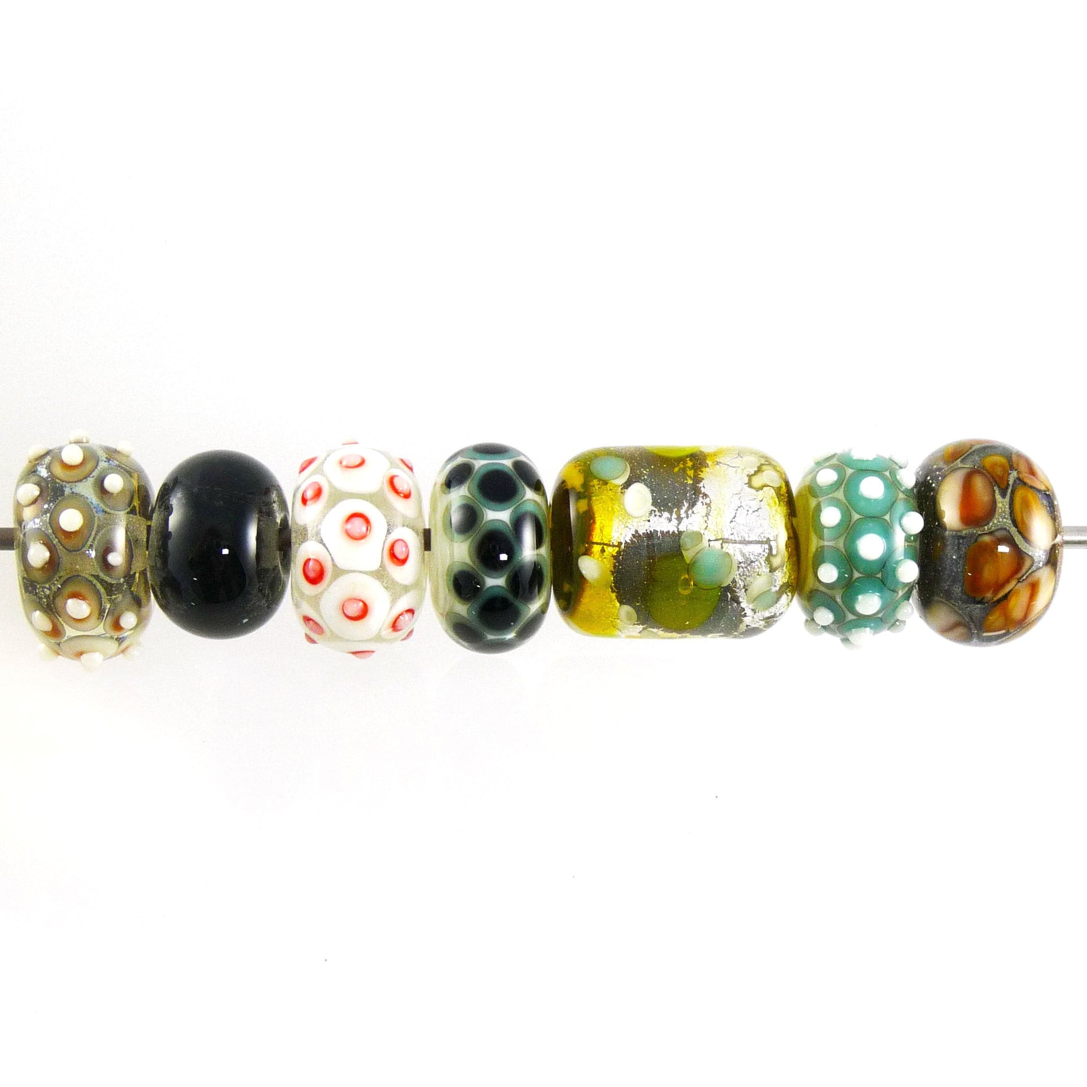 GLASSROOM Glass Class Introduction to Glass Beadmaking, part 2